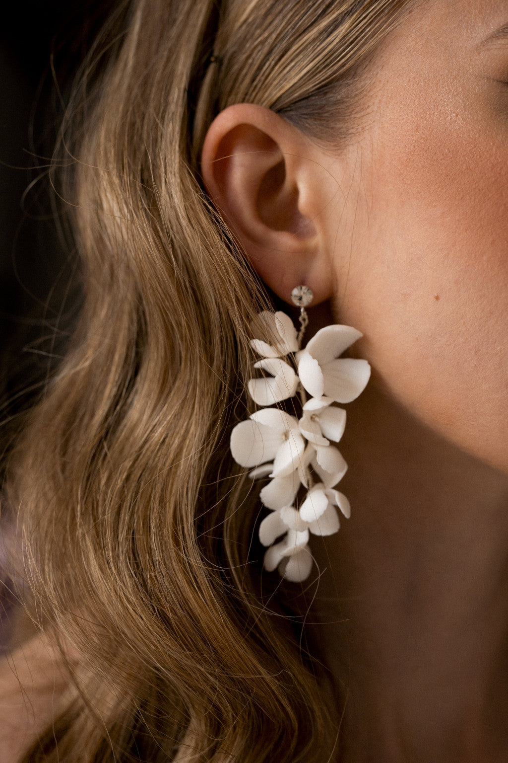 White flower bridal earrings- Liliana