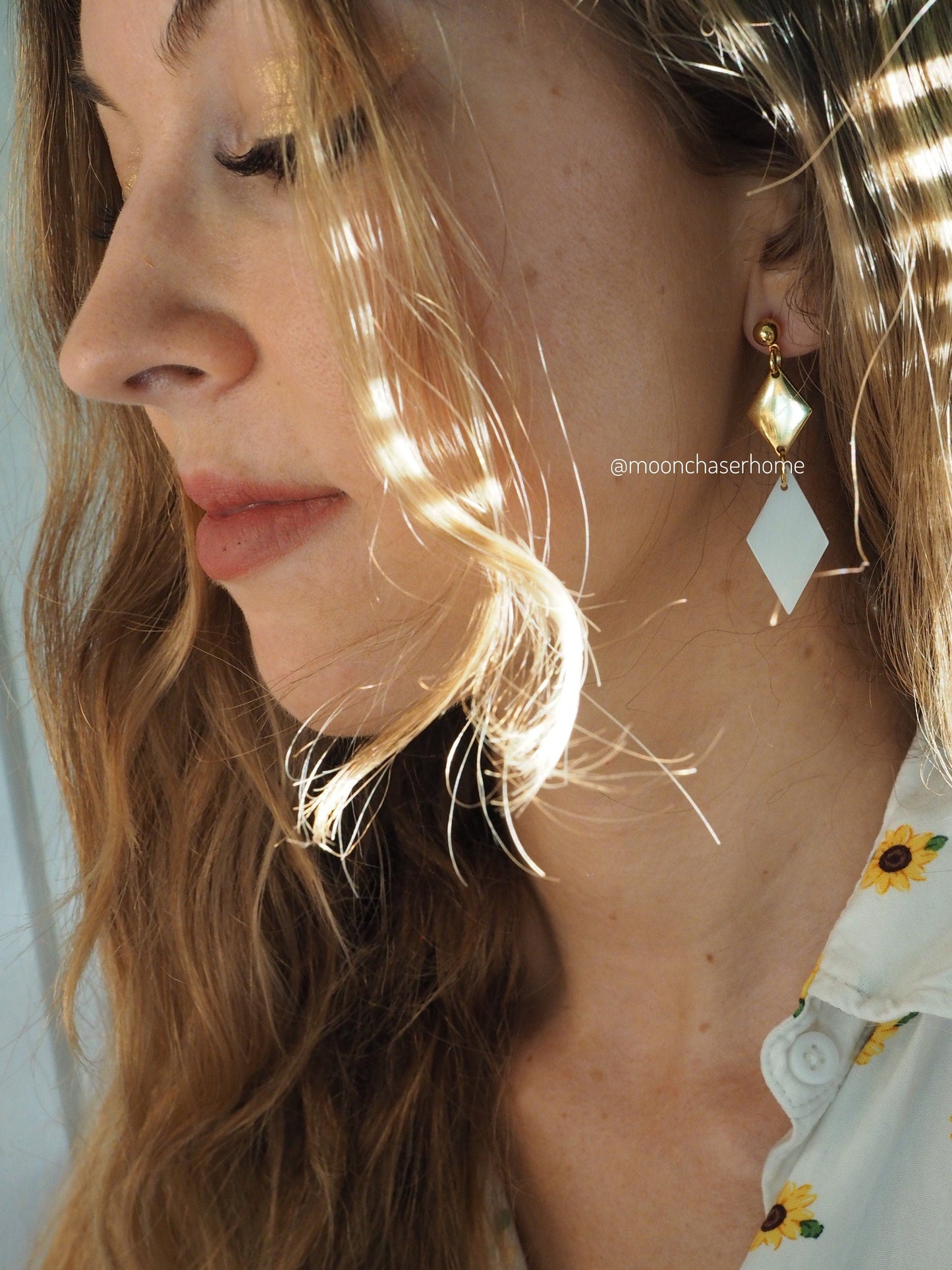 18K Gold Plated earring with white shell charm, elegant earring, Bridal earring, Bride jewelry, Wedding jewelry, Birthday gift, gift for her