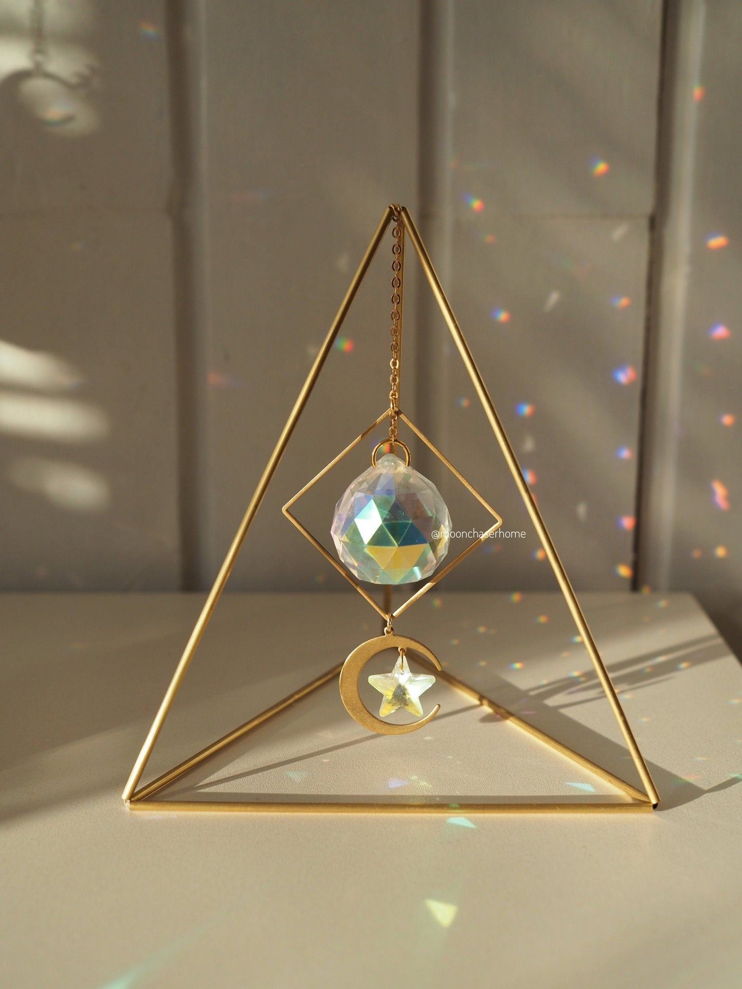 Gift for her, Geometric desk decor, prism,suncatcher, rainbow prism,office decor, light diffuser,home decoration, crystal prisma, Birthday