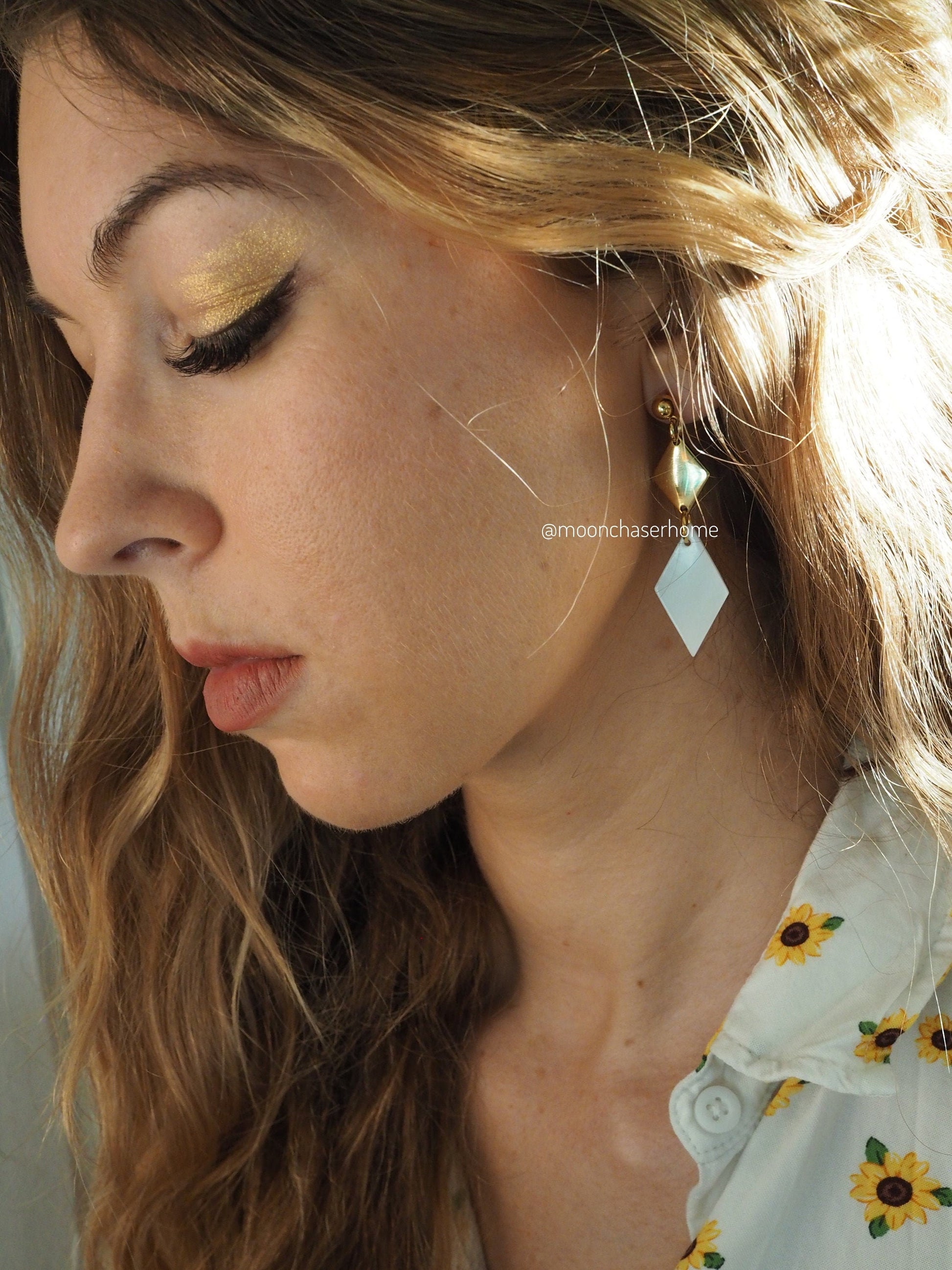 18K Gold Plated earring with white shell charm, elegant earring, Bridal earring, Bride jewelry, Wedding jewelry, Birthday gift, gift for her