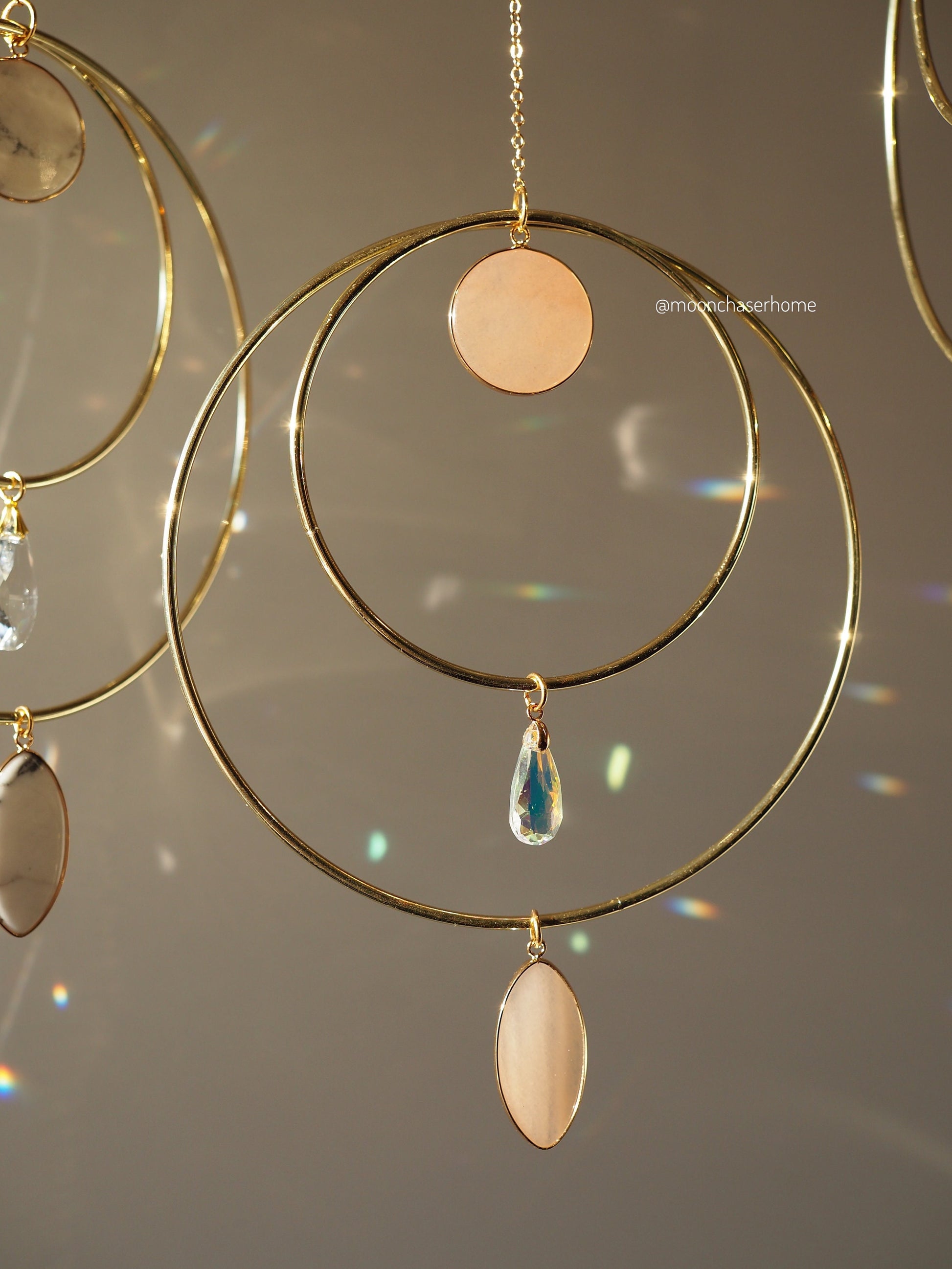 Miya-15cm 5,9" gold hoop crystal hanging decor