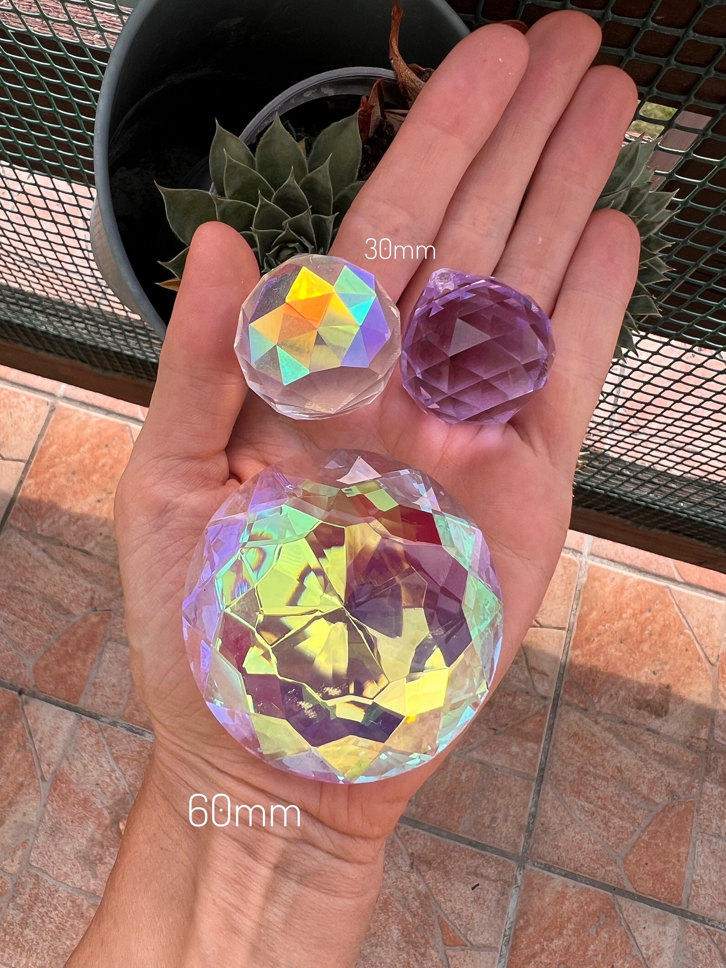 Nova Fluorite crystal suncatcher 19cm/7,4″ gold circle big suncatcher