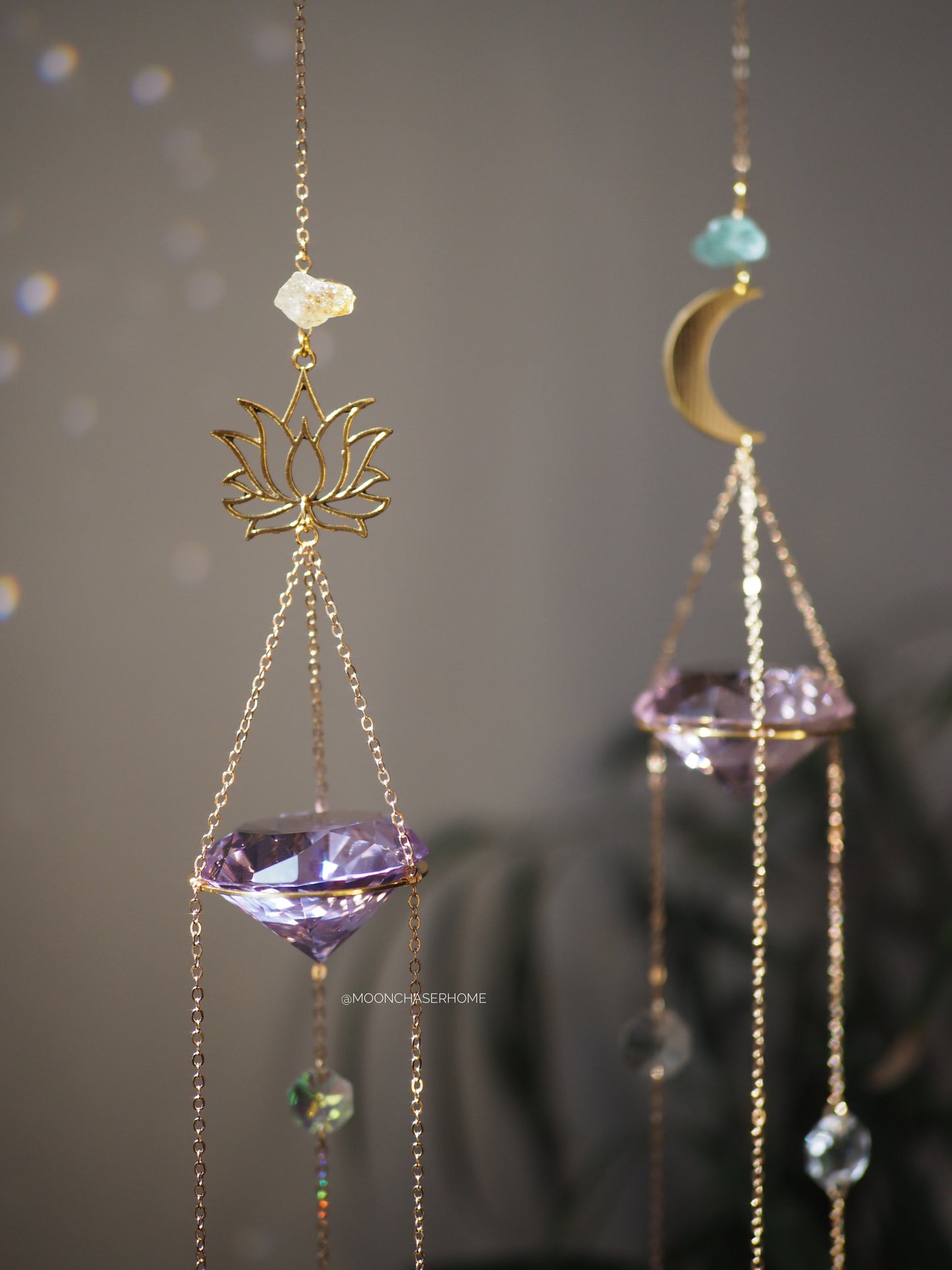 Diamond suncatchers with natural crystals