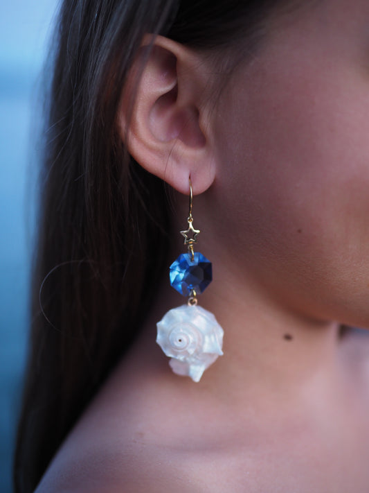 Marina Blue - Shell earring