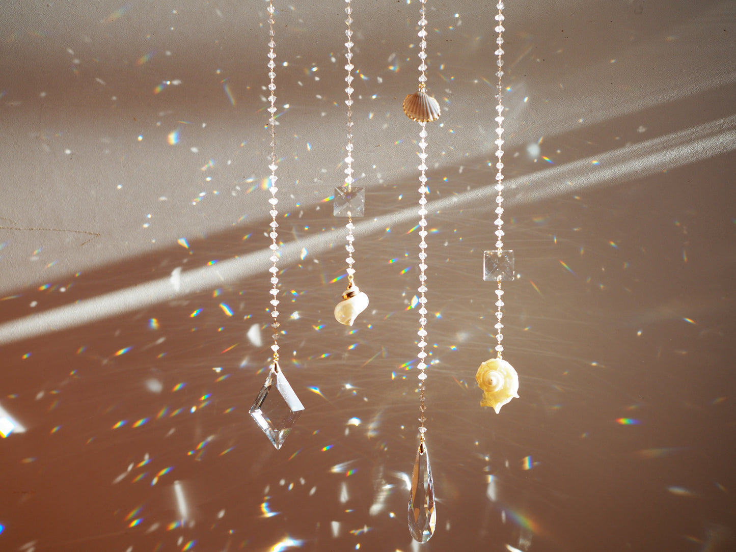 Simple suncatcher set with shells - Shamsa