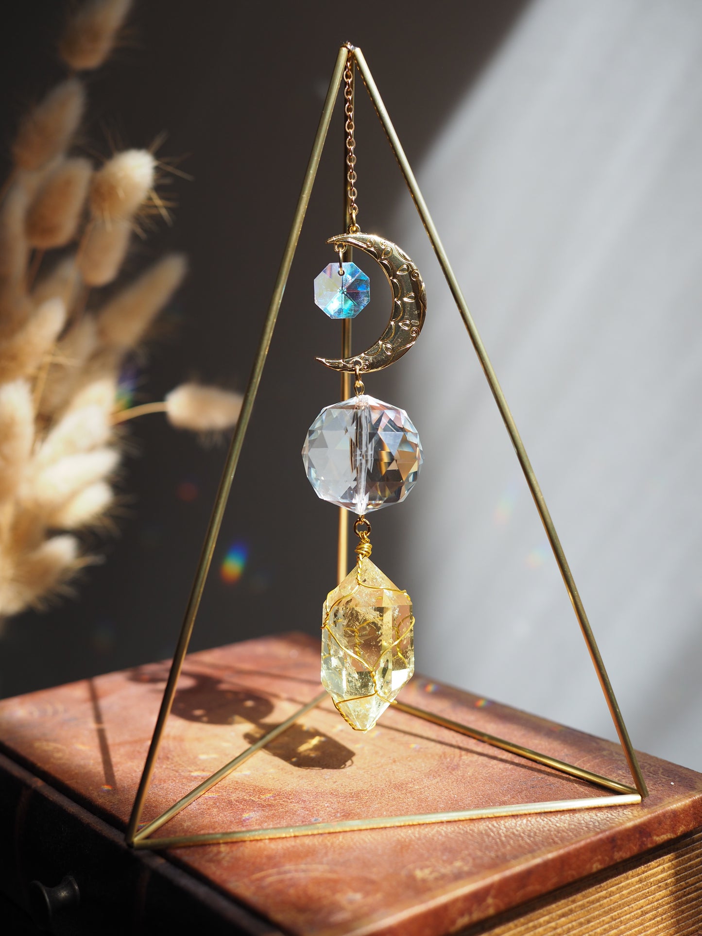 Standing suncatcher with amethyst- tabletop prism triangle suncatcher crystal decor- Arion