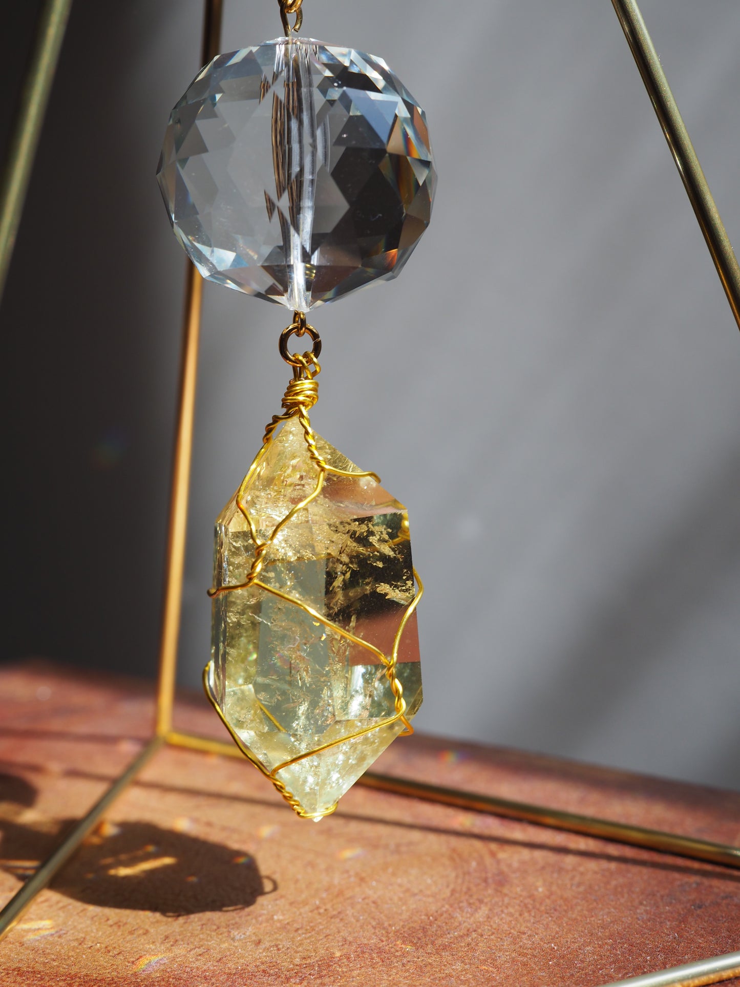 Standing suncatcher with amethyst- tabletop prism triangle suncatcher crystal decor- Arion