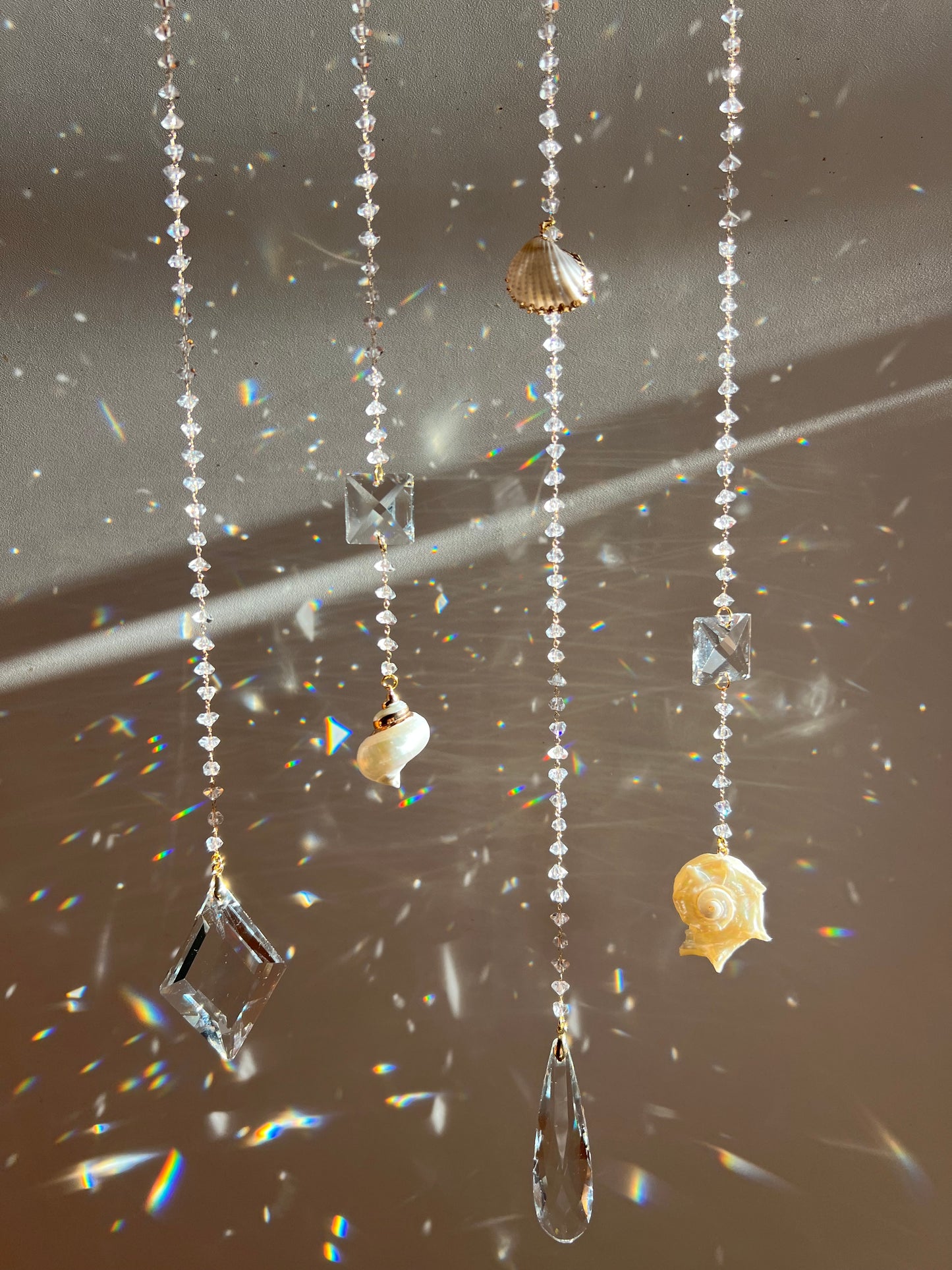 Simple suncatcher set with shells - Shamsa