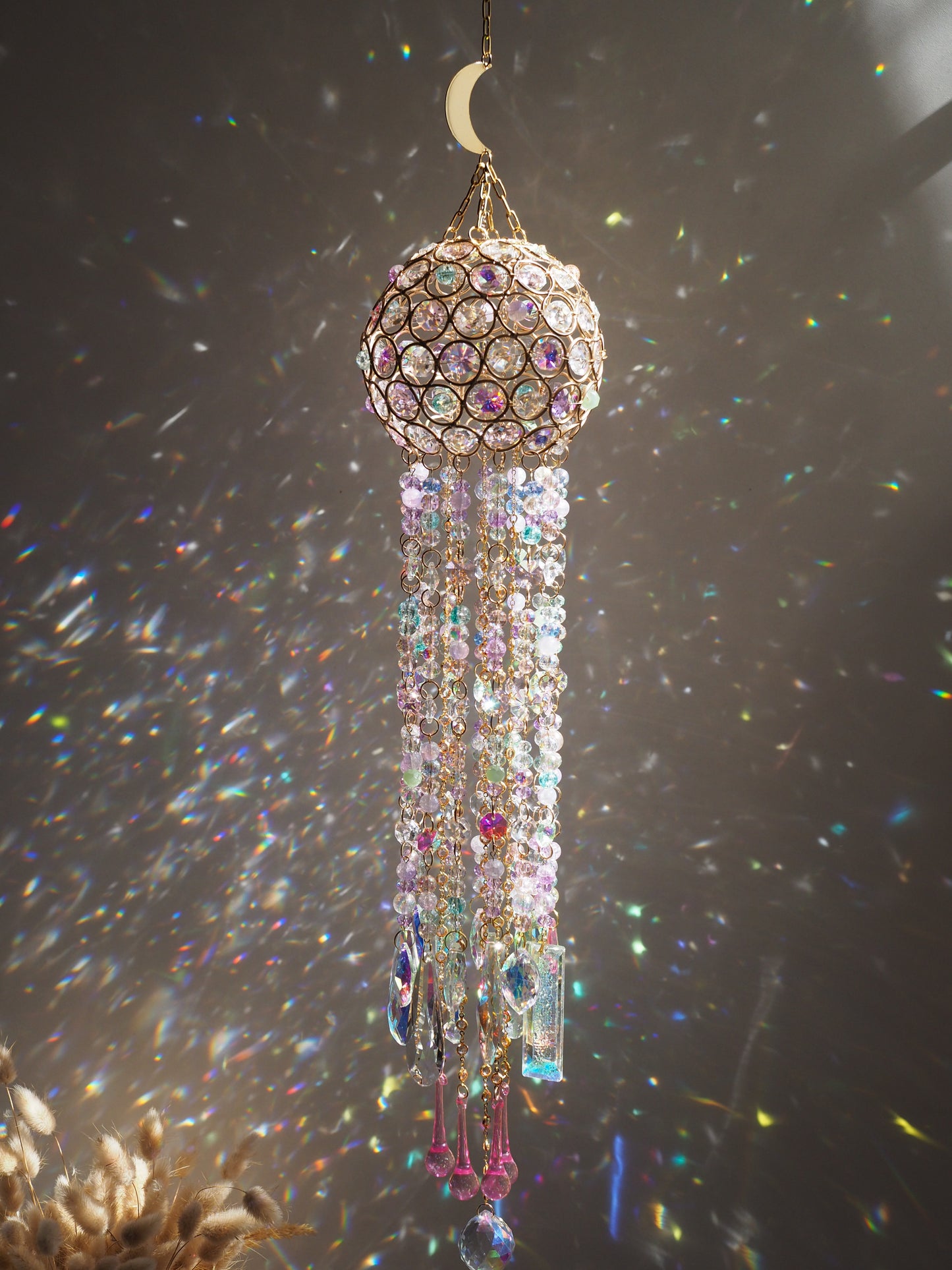 Crystal wind chime suncatcher in pastel colors and moon charm - Soraya