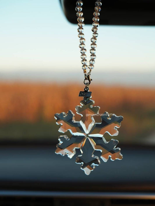 Christmas gift-car charm-Clear Glass Christmas suncatcher- Snowflake prism-Christmas decor-winter decoration-rainbow maker-gift for woman-