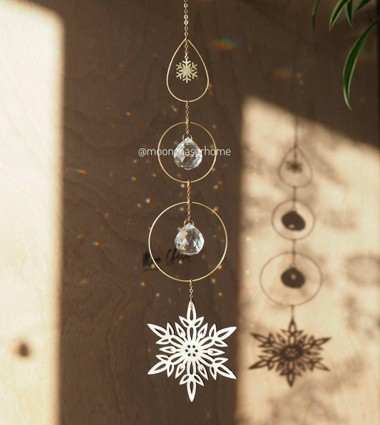 Christmas gift-Christmas suncatcher- Snowflake prism-Christmas decor-winter decoration-rainbow maker-gift for woman-Holiday decor-suncatcher